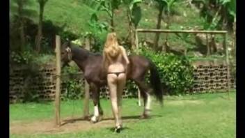 Sexy blonde amazes with pure outdoor zoophilia