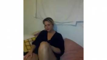 Noisy homemade sex with a voluptuous amateur Latina spouse in heat
